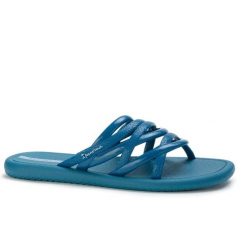 Klapki damskie Ipanema 83606 MUE SOL SLIDE FEM. Niebieskie klapki damskie Ipanema, bez wzorów, z materiału, bez obcasa, bez zapięcia. Za 49.00 zł.