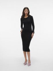 Vero Moda Sukienka w kolorze czarnym rozmiar: S. Czarne sukienki damskie Vero Moda, bez wzorów, bez ramiączek. Za 74.63 zł.