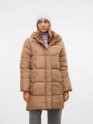 Vero Moda Płaszcz pikowany "Nova" w kolorze jasnobrązowym rozmiar: L. Brązowe płaszcze damskie Vero Moda, l, bez wzorów, bez kaptura. Za 123.25 zł.