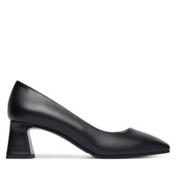 Czółenka Pollini. Czarne czółenka damskie Pollini, bez wzorów, bez obcasa. Za 1,439.00 zł.