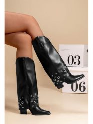 C'M Kozaki w kolorze czarnym rozmiar: 38. Czarne kozaki damskie C'M, na zimę, bez obcasa, bez zapięcia. Za 173.99 zł.