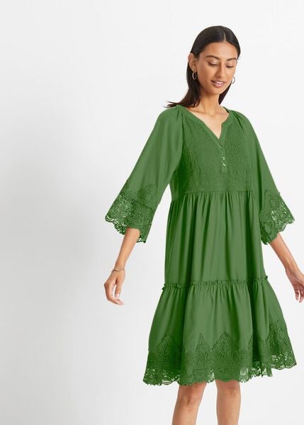Sukienka szmizjerka z koronką. Czarne sukienki damskie bonprix, bez wzorów, z koronki, bez ramiączek. Za 209.99 zł.