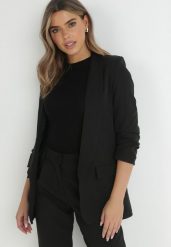 Czarna Marynarka Thaelenia. Czarne marynarki i żakiety damskie Born2be, l, z aplikacjami, eleganckie. Za 99.99 zł.