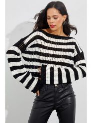 Cool and sexy Sweter w kolorze czarno-białym rozmiar: onesize. Czarne swetry klasyczne damskie Cool and sexy, bez kołnierzyka. Za 48.62 zł.