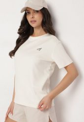 Jasnobeżowy T-shirt o Klasycznym Kroju z Ozdobnym Haftem Galerrena. Brązowe t-shirty damskie Born2be, l, bez wzorów, z jeansu, bez kołnierzyka. Za 29.99 zł.