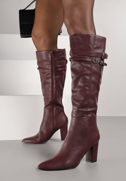 Bordowe Kozaki do Kolan na Słupkowym Obcasie ze Sprzączkami na Paskach Miobela. Czerwone kozaki damskie Renee, na zimę, bez obcasa, na obcasie, bez zapięcia. Za 119.99 zł.