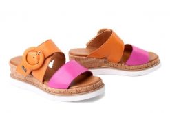 PIAZZA 900180-62 orange, klapki damskie. Brązowe klapki damskie Piazza, bez wzorów, bez obcasa, bez zapięcia. Za 254.92 zł.