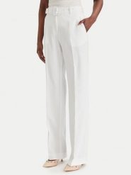 Guess Spodnie materiałowe W6GB05 W1765 Biały Regular Fit. Białe spodnie materiałowe damskie Guess, z aplikacjami, z materiału. Za 569.99 zł.