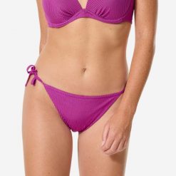 Dół kostiumu kąpielowego damski Decathlon Sandy Folk. Fioletowe bikini OLAIAN, bez wzorów, z elastanu. Za 49.99 zł.