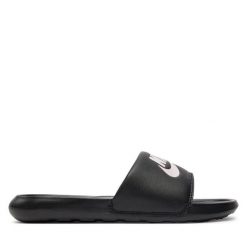 Klapki Nike. Czarne klapki damskie Nike, bez wzorów, bez obcasa, bez zapięcia. Za 139.99 zł.