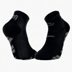 Skarpetki BV Sport Ultra.2 Low. Czarne skarpetki damskie BV SPORT, w ażurowe wzory. Za 103.50 zł.