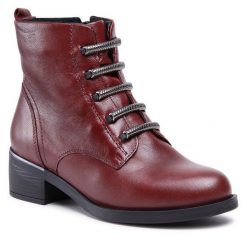 Trzewiki Lasocki. Czerwone botki damskie Lasocki, bez obcasa, na słupku, bez zapięcia. Za 279.99 zł.
