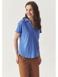 TATUUM Koszulka "Ambra" w kolorze niebieskim rozmiar: M. Niebieskie bluzki damskie TATUUM, m, bez wzorów, bez kołnierzyka, bez ramiączek. Za 101.45 zł.