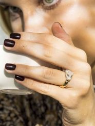 DIAMOND & CO Złoty pierścionek "Ma Panthère" z diamentami rozmiar: 52. Niebieskie pierścionki damskie Diamond & Co, z diamentem, złote. Za 3,602.10 zł.