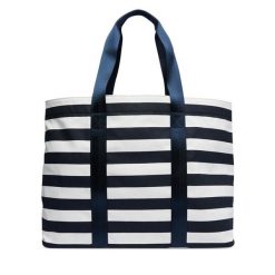 Torebka EA7 Emporio Armani. Torebki klasyczne damskie EA7 Emporio Armani, bez dodatków. Za 979.99 zł.