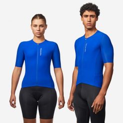 Koszulka rowerowa szosowa Van Rysel Racer 2. Niebieskie koszulki damskie VAN RYSEL, m, bez wzorów, z elastanu, bez kołnierzyka, bez ramiączek. Za 239.99 zł.