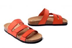 DR. BRINKMANN 700669-62 orange, klapki damskie. Brązowe klapki damskie Dr. Brinkmann, bez wzorów, ze skóry, bez obcasa, bez zapięcia. Za 264.90 zł.