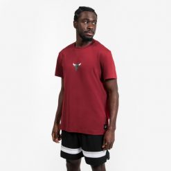 Koszulka do koszykówki unisex Tarmak NBA Chicago Bulls TS 900. Czerwone bluzki damskie TARMAK, m, bez wzorów, z bawełny, bez kołnierzyka, bez ramiączek. Za 79.99 zł.