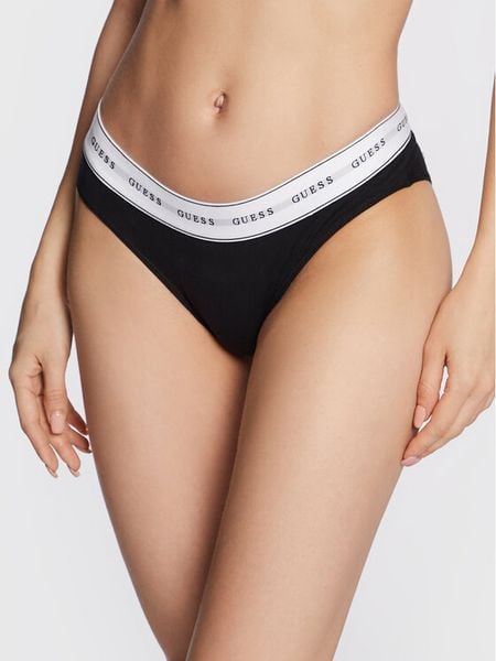 Guess Figi klasyczne Carrie O97E02 KBBU1 Czarny. Czarne figi Guess, z aplikacjami. Za 49.99 zł.