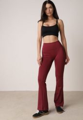 Bordowe Legginsy Typu Dzwony z Wysokim Stanem Orralise. Czerwone legginsy damskie Born2be, m, bez wzorów, z jeansu. Za 79.99 zł.