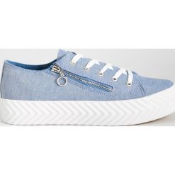 Trampki z ozdobnym zamkiem - Niebieski. Trampki damskie marki Sinsay. Za 59.99 zł.