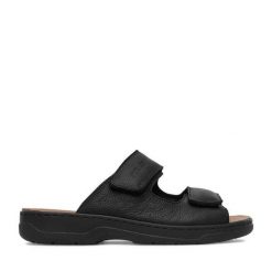 Klapki Rieker. Czarne szorty damskie Rieker, bez wzorów. Za 349.99 zł.