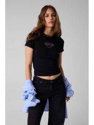 Guess T-Shirt 183486 Czarny Classic Fit. Czarne t-shirty damskie Guess, l, z aplikacjami, bez kołnierzyka. Za 159.99 zł.