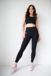 Legginsy z wysokim stanem do jogi i pilatesu 2skin Harmony black. Czarne legginsy damskie 2SkIN, m, bez wzorów, z materiału. Za 159.00 zł.