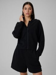 4F Bluza dresowa regular z modalem damska - czarna S. Czarne bluzy damskie 4F, s, bez wzorów, z dresówki. Za 199.99 zł.