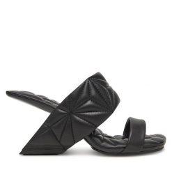Klapki United Nude. Czarne klapki damskie United Nude, bez wzorów, bez obcasa, bez zapięcia. Za 839.99 zł.