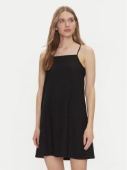 JJXX Sukienka letnia Breeze 12269732 Czarny Loose Fit. Czarne sukienki damskie JJXX, bez wzorów, z wiskozy, bez ramiączek. Za 129.99 zł.