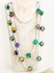 MENTHE À L'O Naszyjnik z elementami ozdobnymi - dł. 65 cm rozmiar: onesize. Białe naszyjniki damskie MENTHE À L'O, z kryształem. Za 91.56 zł.