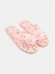 Japonki z kwiatowym motywem - różowy. Czerwone klapki damskie Sinsay, bez wzorów, bez obcasa, bez zapięcia. Za 19.99 zł.