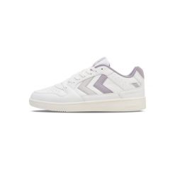 Sneakersy damskie Hummel St. Power Play. Białe obuwie sportowe treningowe Hummel. W wyprzedaży za 215.50 zł.