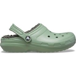 Klapki Crocs Classic Lined Clog. Zielone klapki damskie Crocs, bez wzorów, bez obcasa, bez zapięcia. Za 263.96 zł.