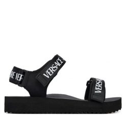 Sandały Versace Jeans Couture. Czarne sandały damskie Versace Jeans Couture, bez wzorów, z jeansu, bez obcasa, na płaskiej podeszwie, bez zapięcia. Za 549.99 zł.