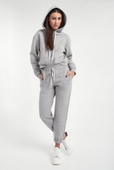 Spodnie dresowe damskie Olimpia WEEKEND MAX MARA. Spodnie dresowe damskie Weekend Max Mara, m, bez wzorów, z dresówki. W wyprzedaży za 663.20 zł.