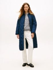 Tommy Hilfiger Pikowany płaszcz Kobiety Sztuczne włókno niebieski, S. Niebieskie płaszcze damskie Tommy Hilfiger, s, bez wzorów, ze sztruksu, bez kaptura. Za 649.95 zł.