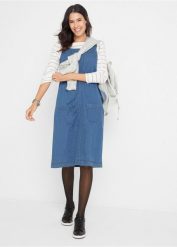Sukienka bawełniana dżinsowa ogrodniczka, dł. do kolan. Niebieskie sukienki damskie bonprix, bez wzorów, z bawełny, biznesowe, bez ramiączek. Za 149.99 zł.