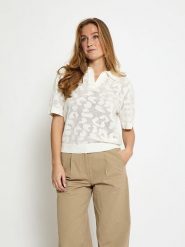 Peppercorn Koszulka w kolorze białym rozmiar: M. Białe bluzki damskie Peppercorn, m, bez wzorów, z bawełny, bez kołnierzyka, bez ramiączek. Za 154.95 zł.