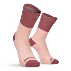Skarpety za kostkę do biegania w terenie Trekking Siroko Pindos Purple. Fioletowe skarpetki damskie SIROKO, bez wzorów, z materiału. Za 42.00 zł.