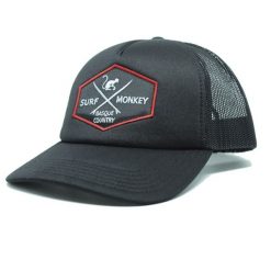 Czapka Trucker pikowana / Uniwersalny rozmiar (Czarny/Czarny). Czarne czapki z daszkiem damskie SURF MONKEY, z aplikacjami, z poliesteru. Za 159.95 zł.