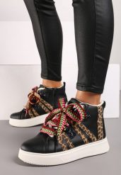 Czarne Streetwearowe Sneakersy na Grubej Podeszwie Ozdobione Kontrastowymi Wstawkami Kaittane. Czarne obuwie sportowe damskie Renee, z materiału, bez zapięcia. Za 99.99 zł.