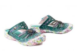 LAURA VITA 0007623 Beczierso 61 bleu, klapki damskie. Zielone klapki damskie LAURA VITA, bez wzorów, ze skóry, bez obcasa, bez zapięcia. Za 359.90 zł.