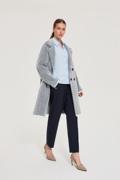 Płaszcz midi w jodełkę szary. Szare płaszcze damskie MOODO, l, bez wzorów, z poliamidu, bez kaptura. Za 219.99 zł.