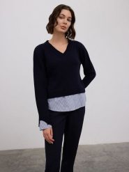 BGN Sweter w kolorze granatowym rozmiar: 34. Niebieskie swetry klasyczne damskie BGN, z wełny, bez kołnierzyka. Za 123.25 zł.