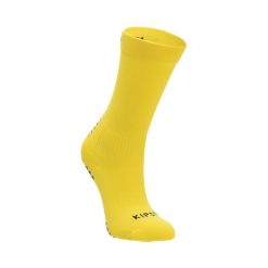 Skarpety piłkarskie krótkie Kipsta Viralto II MiD antypoślizgowe. Żółte skarpetki damskie KIPSTA, bez wzorów, z dzianiny. Za 39.99 zł.