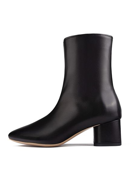 Loft37 Skórzane botki "Simple One" w kolorze czarnym rozmiar: 41. Czarne botki damskie loft37, eleganckie, bez obcasa, bez zapięcia. Za 462.29 zł.