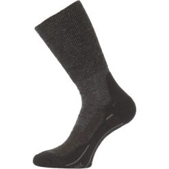 Skarpety merino WHK. Czarne skarpetki damskie LASTING, bez wzorów, z elastanu. Za 68.00 zł.