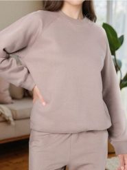 Bluza crewneck - beżowy. Brązowe bluzy damskie Sinsay, l, bez wzorów, bez kaptura. Za 35.99 zł.